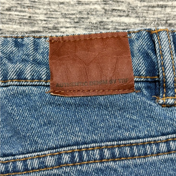 Zara Denim Size 2 Mid Rise Straight Leg - Picture 7 of 7